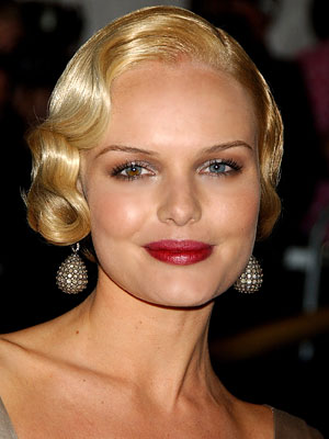 This is my favorite in the non-celebrity realm of finger waves. This is my favorite in the non-celebrity realm of finger waves.